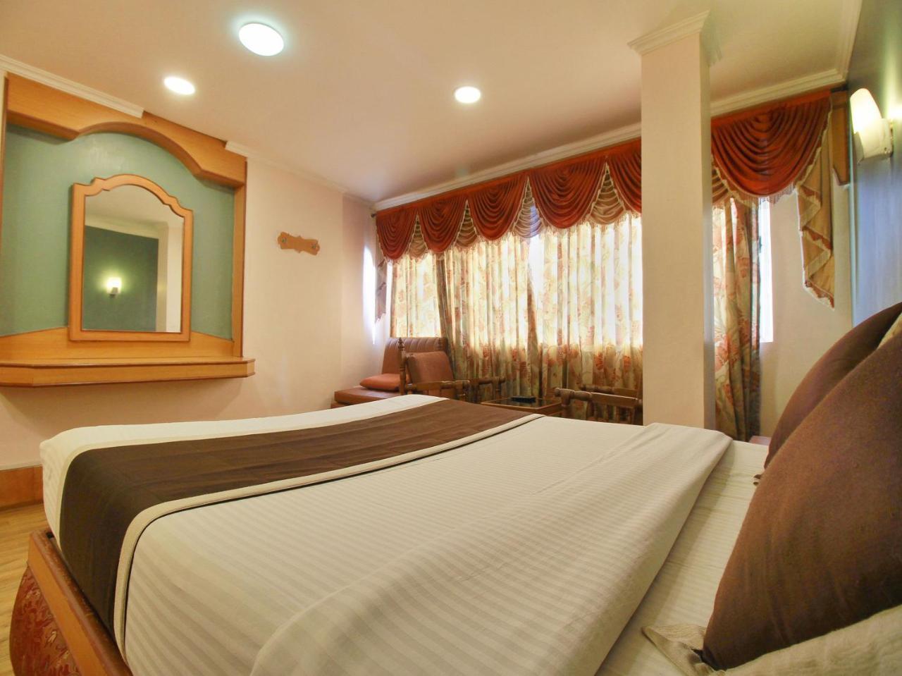 Oyo 10068 Hotel Rathna Ooty Exterior photo